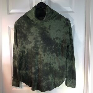 Michael Stars Medium Olive Ribbed Sweater Turtleneck.